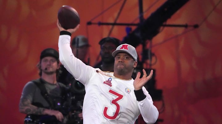Jan 30, 2025; Orlando, FL, USA; AFC quarterback Russell Wilson of the Pittsburgh Steelers (3) throws the ball during the Passing the Test event at the Pro Bowl Skills Challenge at Nicholson Fieldhouse. Jan 30, 2025; Orlando, FL, USA; AFC quarterback Russell Wilson of the Pittsburgh Steelers (3) throws the ball during the Passing the Test event at the Pro Bowl Skills Challenge at Nicholson Fieldhouse.