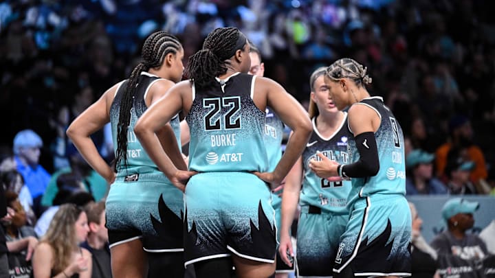 Jun 19, 2025; Brooklyn, New York, USA; New York Liberty players huddle during a game against the Phoenix Mercury at Barclays Center. Mandatory Credit: John Jones-Imagn Images
