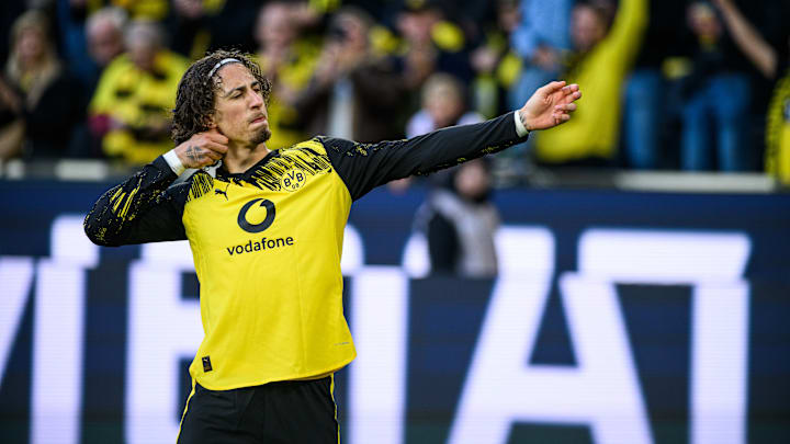 Borussia Dortmund v Sport-Club Freiburg - Bundesliga