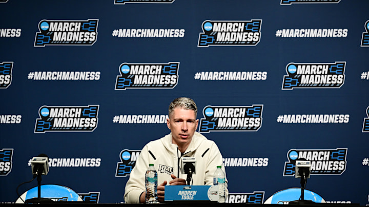 Mar 20, 2025; Cleveland, OH, USA; Robert Morris Colonials head coach Andrew Toole talks to the media before practice at Rocket Arena. Mandatory Credit: Ken Blaze-Imagn Images Mar 20, 2025; Cleveland, OH, USA; Robert Morris Colonials head coach Andrew Toole talks to the media before practice at Rocket Arena. Mandatory Credit: Ken Blaze-Imagn Images