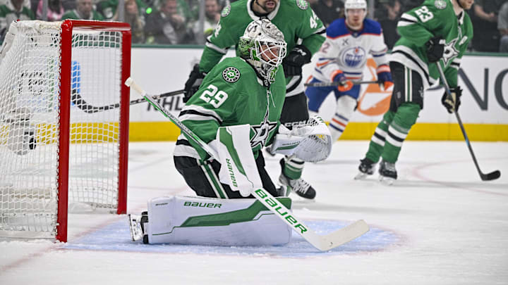 May 29, 2025; Dallas, Texas, USA; Dallas Stars goaltender Jake Oettinger (29) in action during the game between the Dallas Stars and the Edmonton Oilers in game five of the Western Conference Final of the 2025 Stanley Cup Playoffs at American Airlines Center. Mandatory Credit: Jerome Miron-Imagn Images