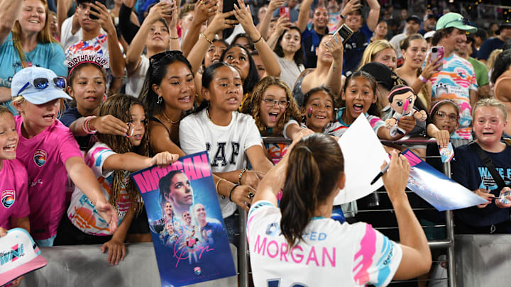 Alex Morgan was popular with fans