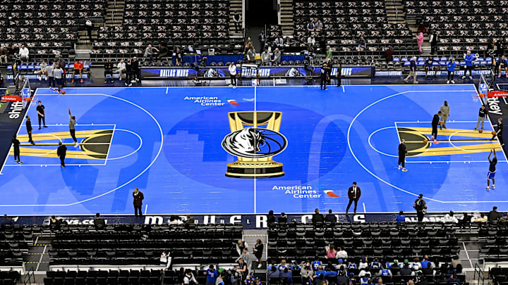 The Dallas Mavericks’ special NBA Cup court. 