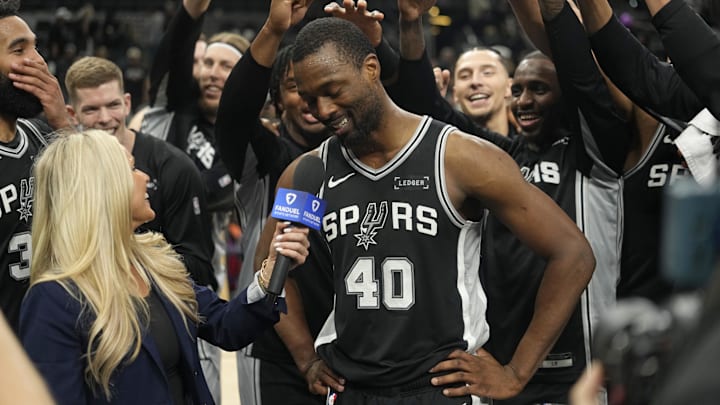 Dec 2, 2025; San Antonio, Texas, USA; San Antonio Spurs forward Harrison Barnes (40) is surrounded by teammates after scoring thirty one points in a victory over the Memphis Grizzlies at Frost Bank Center. Mandatory Credit: Scott Wachter-Imagn Images Dec 2, 2025; San Antonio, Texas, USA; San Antonio Spurs forward Harrison Barnes (40) is surrounded by teammates after scoring thirty one points in a victory over the Memphis Grizzlies at Frost Bank Center. Mandatory Credit: Scott Wachter-Imagn Images