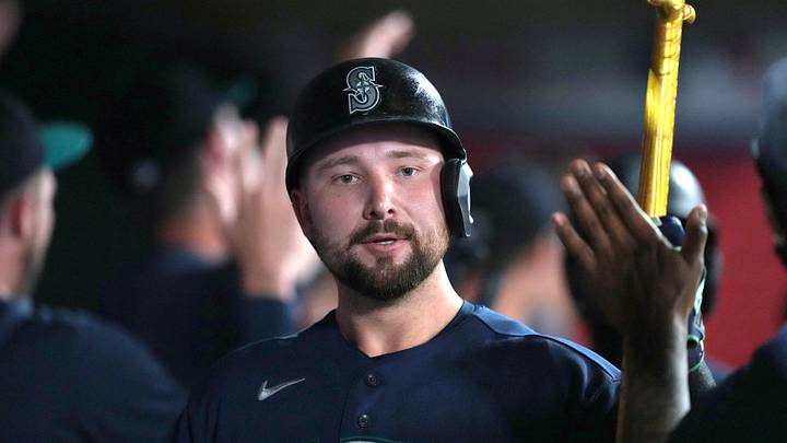 Sep 14, 2026; Anaheim, California, USA; Seattle Mariners catcher Cal Raleigh (29) holds a trident after hitting a three-run home run in the fourth inning against the Los Angeles Angels at Angel Stadium. Mandatory Credit: Kirby Lee-Imagn Images Sep 14, 2026; Anaheim, California, USA; Seattle Mariners catcher Cal Raleigh (29) holds a trident after hitting a three-run home run in the fourth inning against the Los Angeles Angels at Angel Stadium. Mandatory Credit: Kirby Lee-Imagn Images