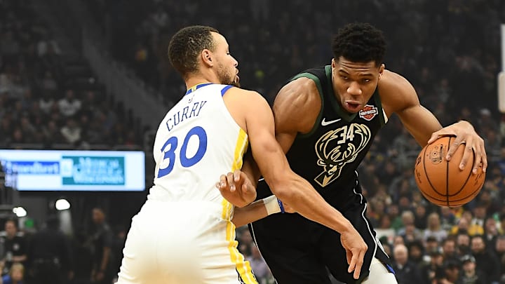 Curry enfrentará a Giannis en el mes de enero