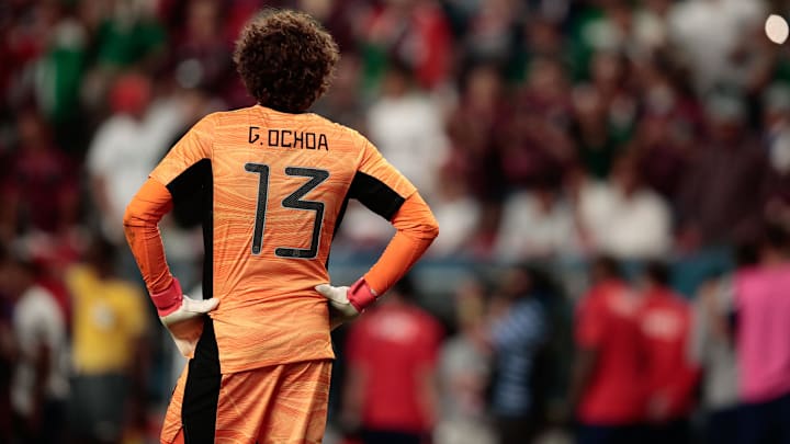 Luego de sus errores ante Canadá, Ochoa y su familia han recibido amenazas de muerte.
