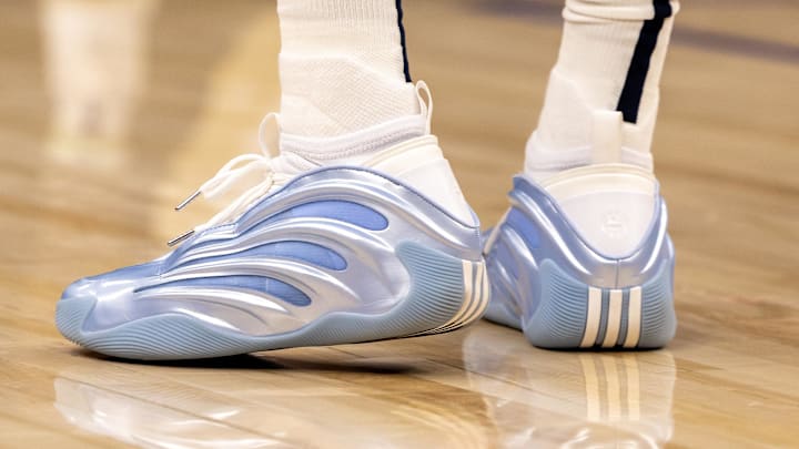 LA Clippers guard James Harden wears the adidas Harden Vol 9 "Ice Metallic" colorway.
