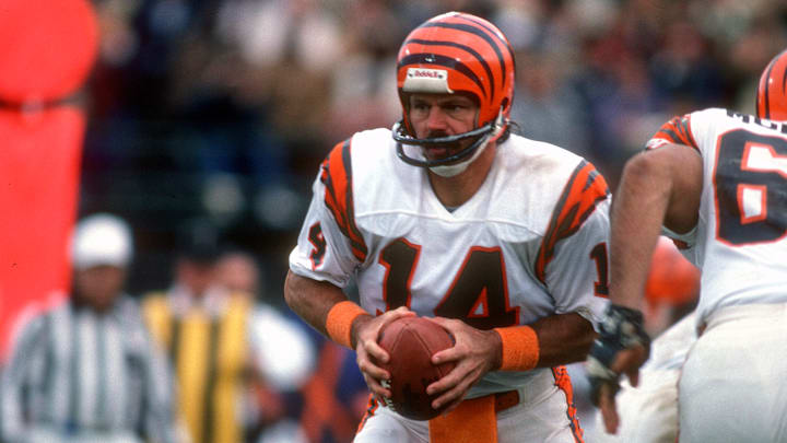 Cincinnati Bengals v Baltimore Colts