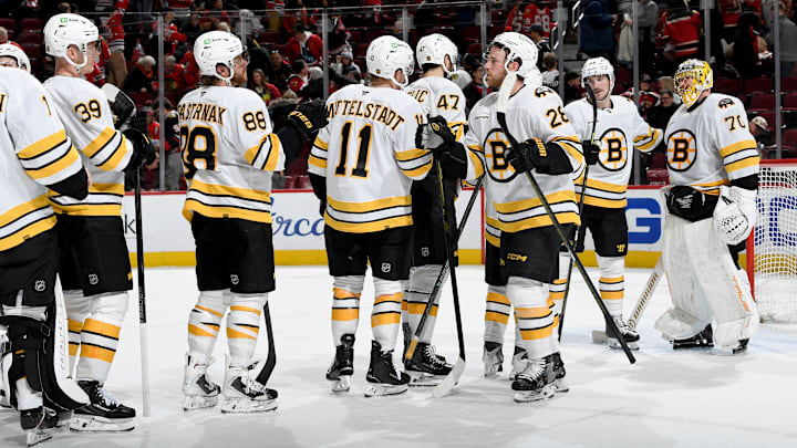 Boston Bruins v Chicago Blackhawks