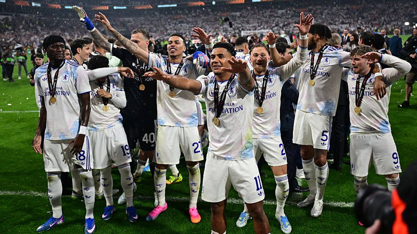 How Six Premier League Teams Can Qualify for the Champions League