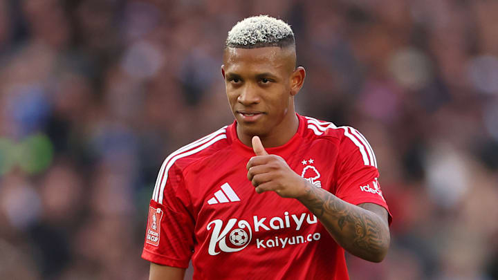 Danilo foi contratado pelo Botafogo Danilo foi contratado pelo Botafogo