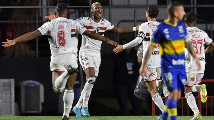 Arboleda abriu o placar no Morumbi ainda no primeiro tempo