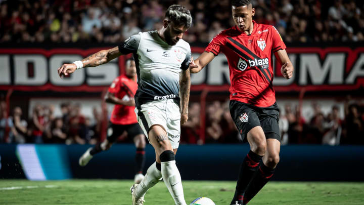 Yuri Alberto, ao menos, fez sua parte no jogo