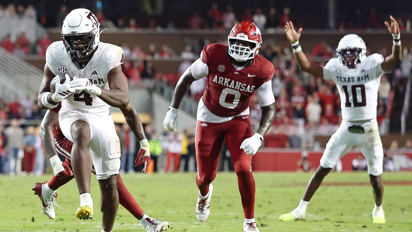Texas A&M vs Arkansas: Key Matchup Battles That Will Decide the Southwest Classic