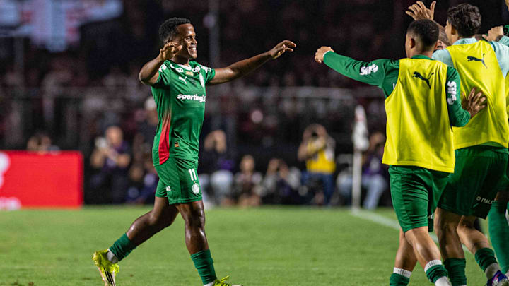 Palmeiras vence São Paulo com gol de Arias e se isola na liderança do Brasileirão 2026