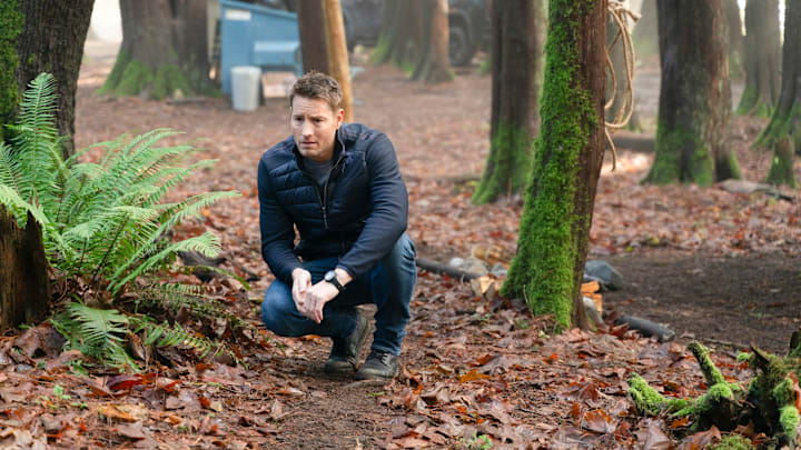 “Springland” – As Colter helps a young woman locate her free-spirited sister, he digs deeper into how the sister’s last days may lead to a dark secret she unearthed in this tight-knit town, on the CBS Original series TRACKER, Sunday, Feb. 25 (9:00-10:00 PM, ET/PT) on the CBS Television Network, and streaming on Paramount+ (live and on demand for Paramount+ with SHOWTIME subscribers, or on demand for Paramount+ Essential subscribers the day after the episode airs)*. Pictured: Justin Hartley as