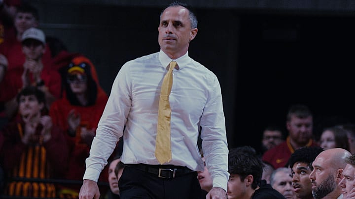 Iowa Hawkeyes head coach Ben McCollum