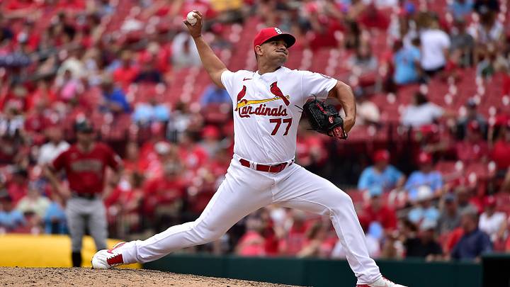 Jun 30, 2021; St. Louis, Missouri, USA; St. Louis Cardinals relief pitcher Roel Ramirez (77) pitches during the eighth inning against the Arizona Diamondbacks at Busch Stadium. Mandatory Credit: Jeff Curry-USA TODAY Sports Jun 30, 2021; St. Louis, Missouri, USA; St. Louis Cardinals relief pitcher Roel Ramirez (77) pitches during the eighth inning against the Arizona Diamondbacks at Busch Stadium. Mandatory Credit: Jeff Curry-USA TODAY Sports
