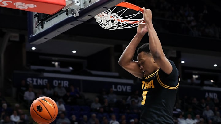Bet on Iowa to cover as a home underdog against Michigan on Thursday night.