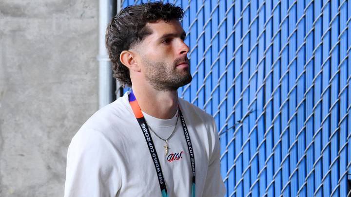  June 19, 2026; Seattle, Washington, U.S.; Christian Pulisic of the U.S. arrives at the stadium before the match.  Mandatory Credit: Steven Bisig-Imagn Images 
