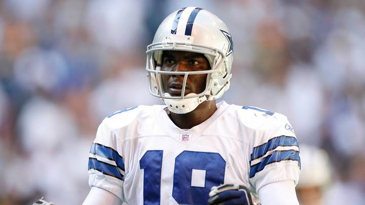 Dallas Cowboys receiver Keyshawn Johnson (19) against Philadelphia Eagles at Texas Stadium. Cowboys beat the Eagles 33-10. Dallas Cowboys receiver Keyshawn Johnson (19) against Philadelphia Eagles at Texas Stadium. Cowboys beat the Eagles 33-10.