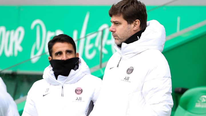 Le PSG est trollé par le QRM sur Twitter.