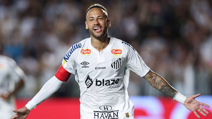 Em boa forma, Neymar deve começar jogando mais uma partida do Santos 