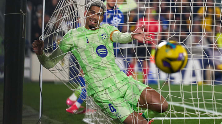 Zagueiro, por pouco, não deixou o clube