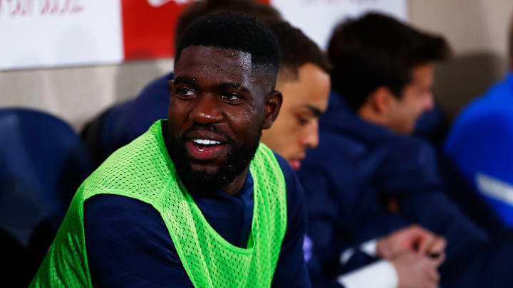 Umtiti se volvió a lesionar y su salida del equipo catalán peligra