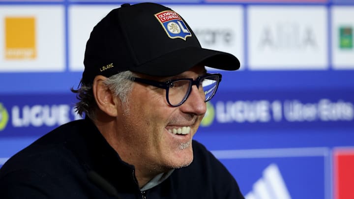 Laurent Blanc a pu voir l'arrivée d'une nouvelle recrue.