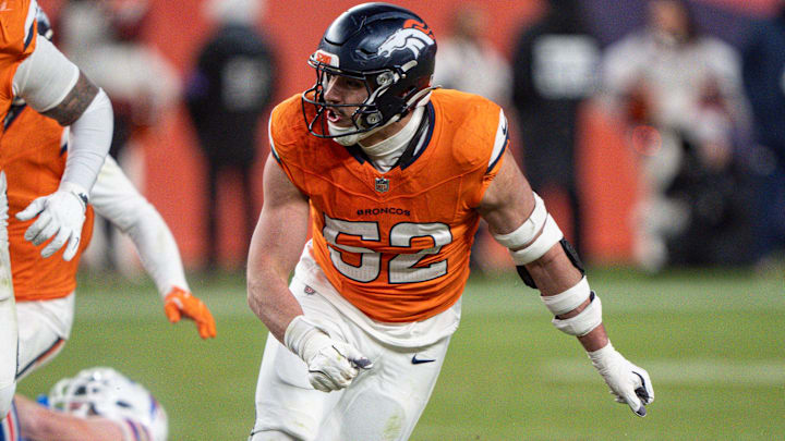January 17, 2026: Denver Broncos linebacker Jonah Elliss (52) looks to make a playin the second half of the AFC Divisional Round playoff football game between the Denver Broncos and Buffalo Bills. CSM. - ZUMAc04_ 20260117_zma_c04_413 Copyright: xDerekxRegensburgerx January 17, 2026: Denver Broncos linebacker Jonah Elliss (52) looks to make a playin the second half of the AFC Divisional Round playoff football game between the Denver Broncos and Buffalo Bills. CSM. - ZUMAc04_ 20260117_zma_c04_413 Copyright: xDerekxRegensburgerx