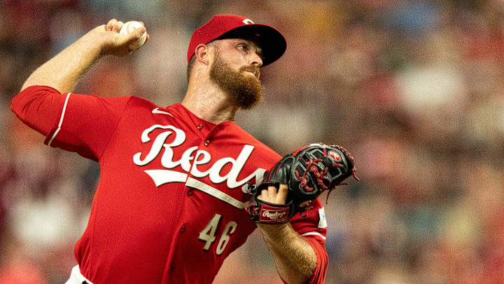 Cincinnati Reds relief pitcher Buck Farmer (46) pitches