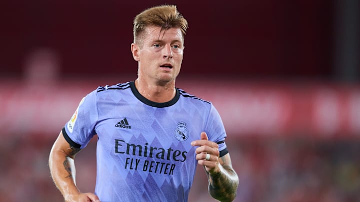 Toni Kroos was asked to pick his favourite goalkeeper, defender, midfielder & forward from his all-time teammates Toni Kroos was asked to pick his favourite goalkeeper, defender, midfielder & forward from his all-time teammates