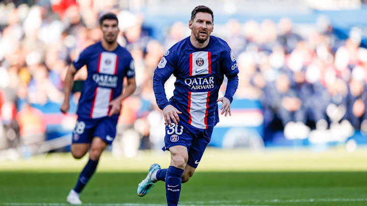 Paris Saint-Germain v AJ Auxerre - Ligue 1 Uber Eats