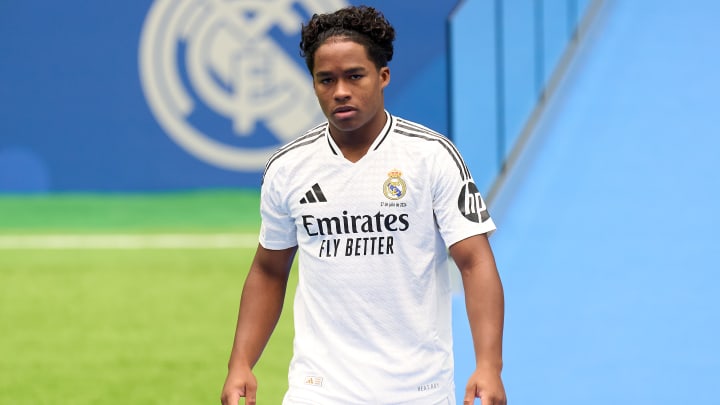 Endrick impressionne déjà. Endrick impressionne déjà.