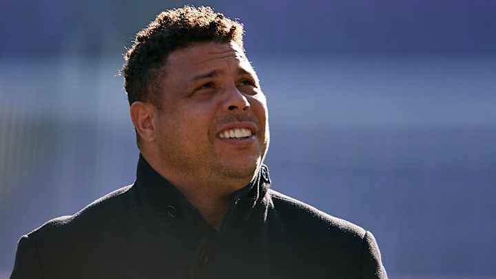 O ext-atacante permanecerá isolado por alguns dias até estar apto a viajar para Belo Horizonte.