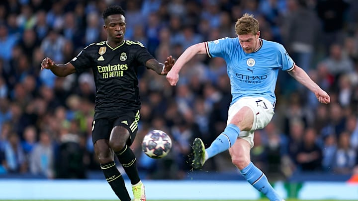 Vini Jr. (l.) und Kevin de Bruyne (r.)
