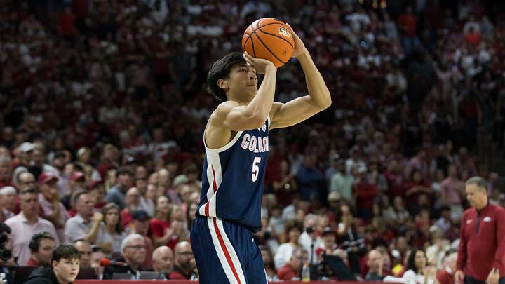 Oct 24, 2026; Fayetteville, AR, USA; Gonzaga Bulldogs guard Xaivian Lee (5) shoots a three-point shot during the second half against the Arkansas Razorbacks at Bud Walton Arena. Oct 24, 2026; Fayetteville, AR, USA; Gonzaga Bulldogs guard Xaivian Lee (5) shoots a three-point shot during the second half against the Arkansas Razorbacks at Bud Walton Arena.