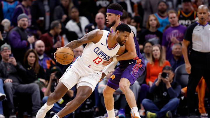 Los Angeles Clippers v Phoenix Suns