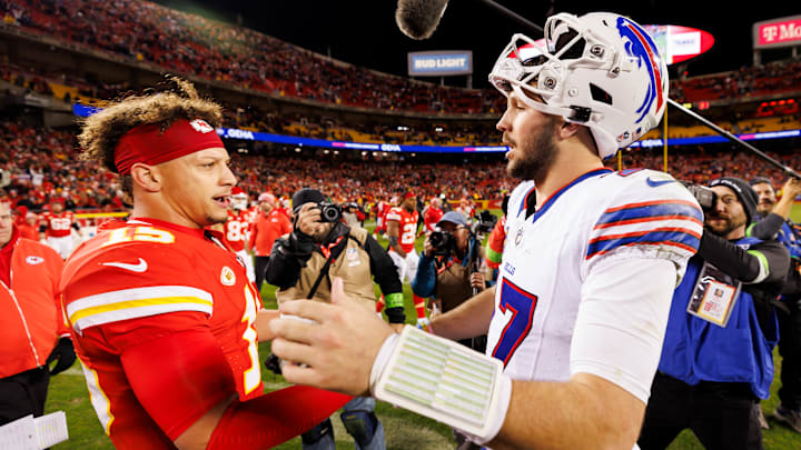 Buffalo Bills v Kansas City Chiefs