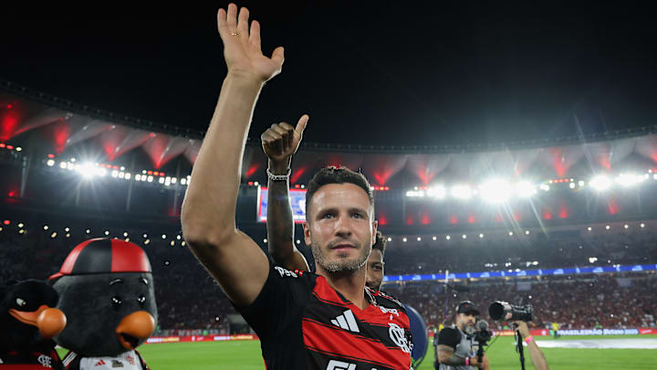 Saúl chegou ao Flamengo nos últimos dias, mas diz que será relacionado para hoje Saúl chegou ao Flamengo nos últimos dias, mas diz que será relacionado para hoje