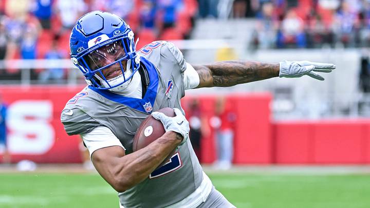 Buffalo Bills wide receiver DJ Moore.