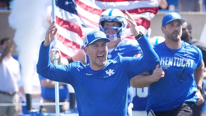 Kentucky Matt Stein comes out onto the field against  Youngstown State at Kroger Field.
Sept. 5, 2026
