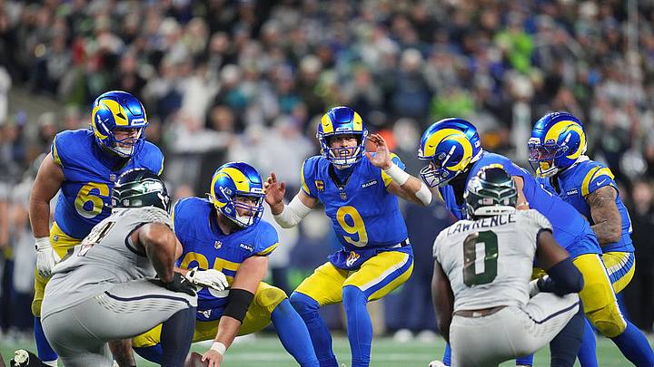 Seahawks y Rams se verán las caras por tercera vez en la temporada, pero esta vez por el pase al Super Bowl. Seahawks y Rams se verán las caras por tercera vez en la temporada, pero esta vez por el pase al Super Bowl.