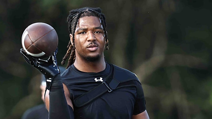 Four-star LB Antwoine Higgins has Syracuse football in his top 6. The top-200 national prospect plans to visit SU next month. Four-star LB Antwoine Higgins has Syracuse football in his top 6. The top-200 national prospect plans to visit SU next month.