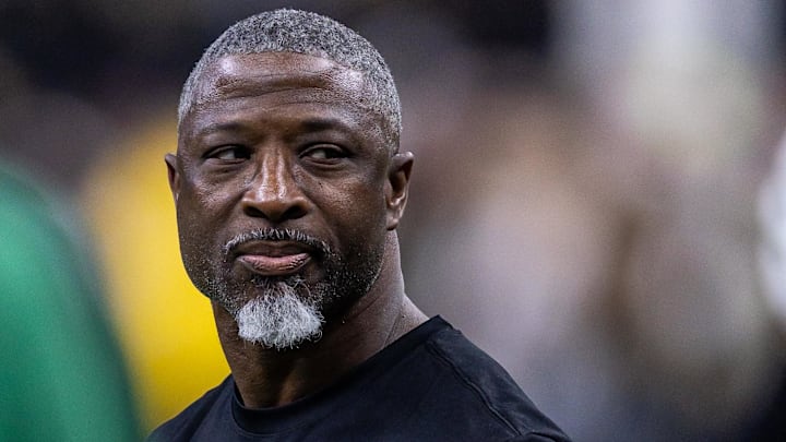 Jets head coach Aaron Glenn will have to look elsewhere for a quarterback in the 2026 draft after Oregon's Dante Moore announced his decision to return to school.