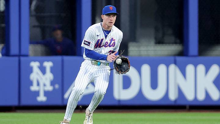 Aug 17, 2026; New York City, New York, USA; New York Mets right fielder Carson Benge (3) fields a ball in right field during the first inning against the San Diego Padres at Citi Field. Mandatory Credit: Brad Penner-Imagn Images