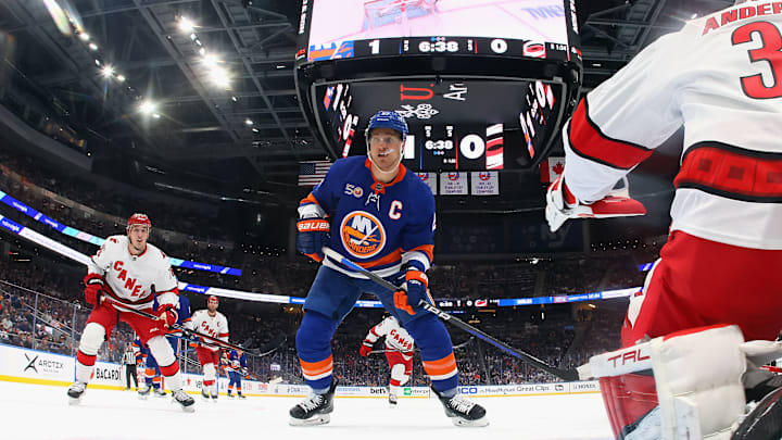 Carolina Hurricanes v New York Islanders - Game Six