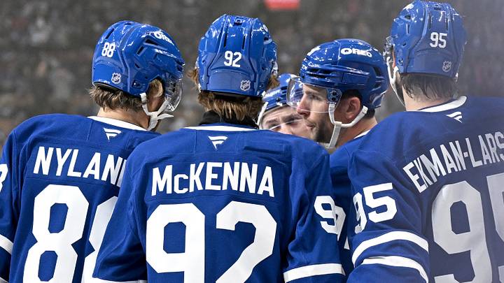 Sep 23, 2026; Toronto, Ontario, CAN; Toronto Maple Leafs forward John Tavares (91) celebrates with team mates after scoring against the Ottawa Senators in the first period at Scotiabank Arena. Mandatory Credit: Dan Hamilton-Imagn Images Sep 23, 2026; Toronto, Ontario, CAN; Toronto Maple Leafs forward John Tavares (91) celebrates with team mates after scoring against the Ottawa Senators in the first period at Scotiabank Arena. Mandatory Credit: Dan Hamilton-Imagn Images